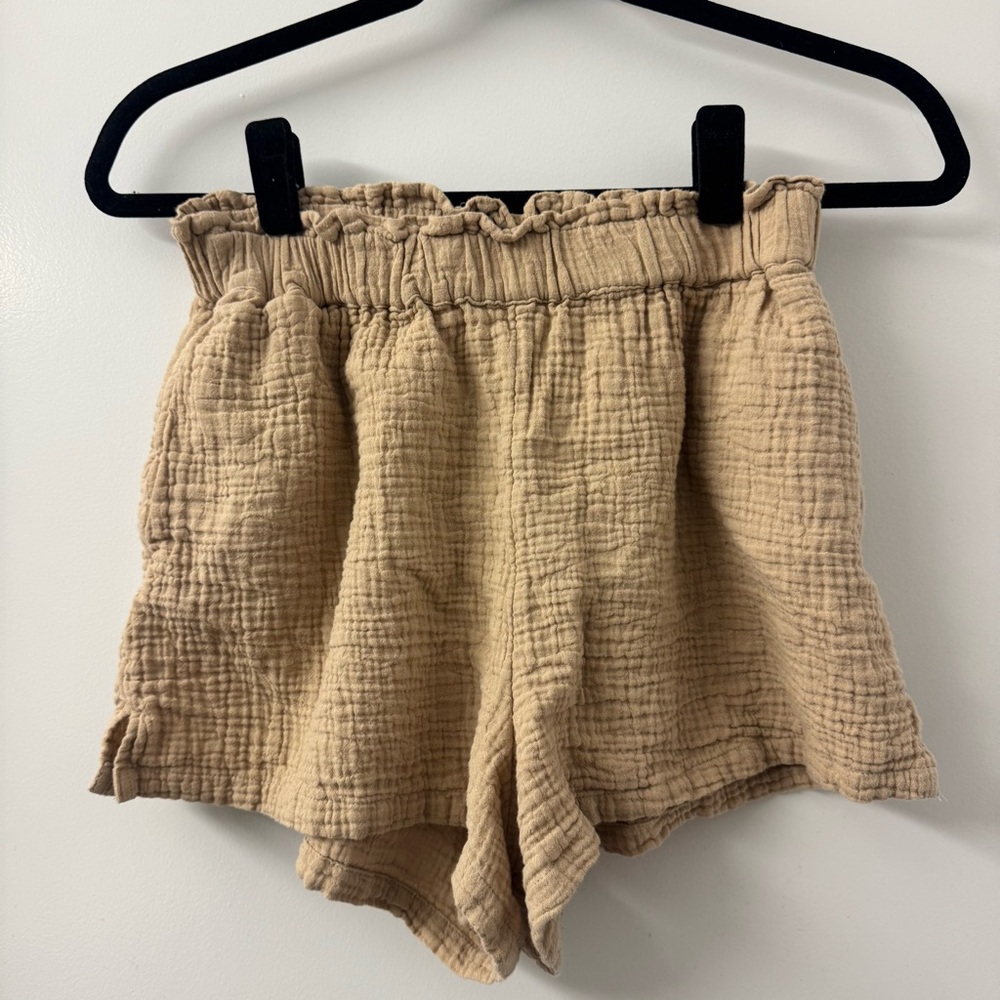 NWOT ASOS DESIGN cheesecloth button down bowling shirt and matching shorts set - Picture 6 of 9